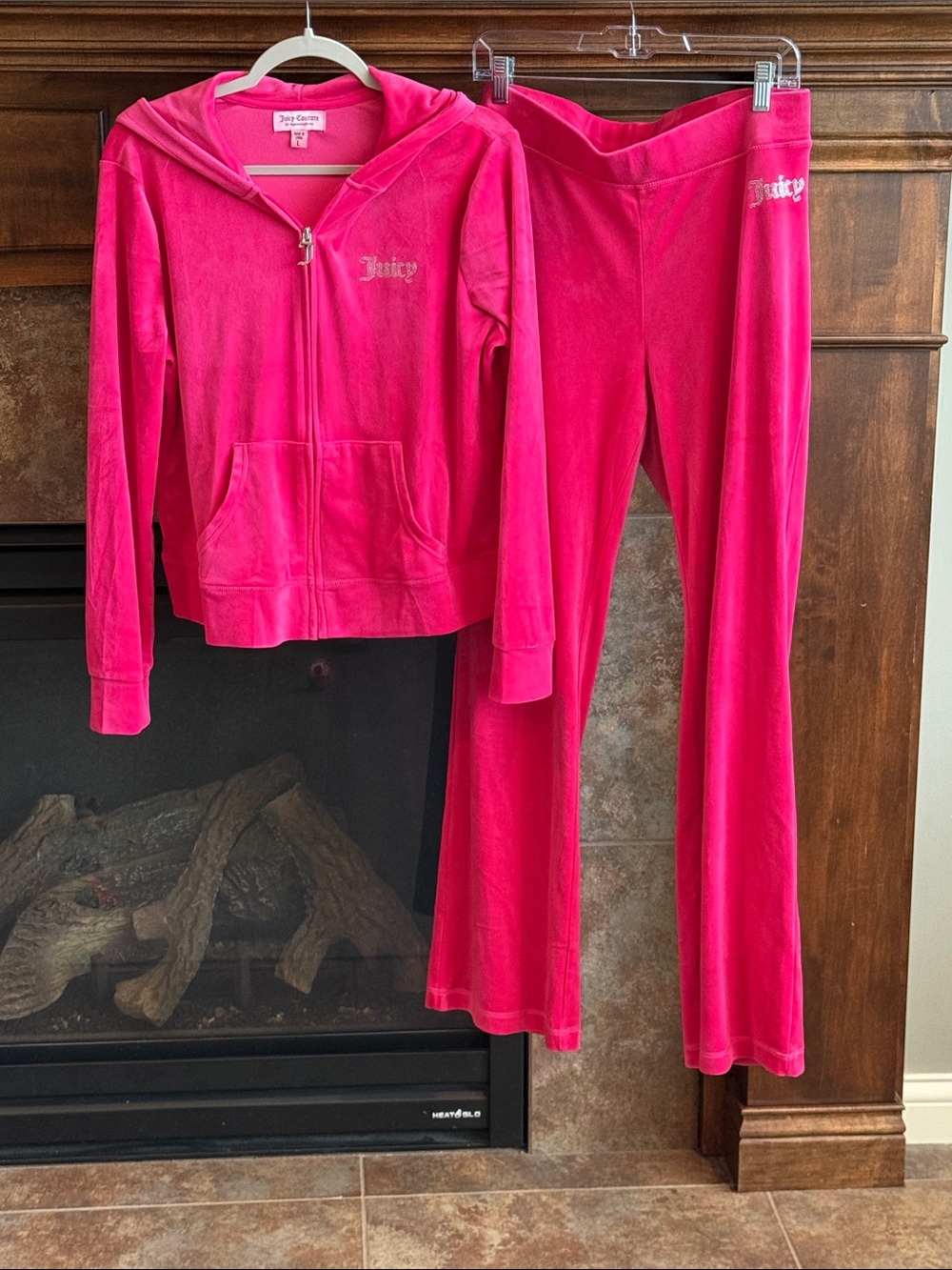 Hot pink Y2K Juicy Couture velour hoodie (L) and pants (M)  set tracksuit bling